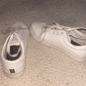 Nautica Classic White Leather Lace-Up Sneakers